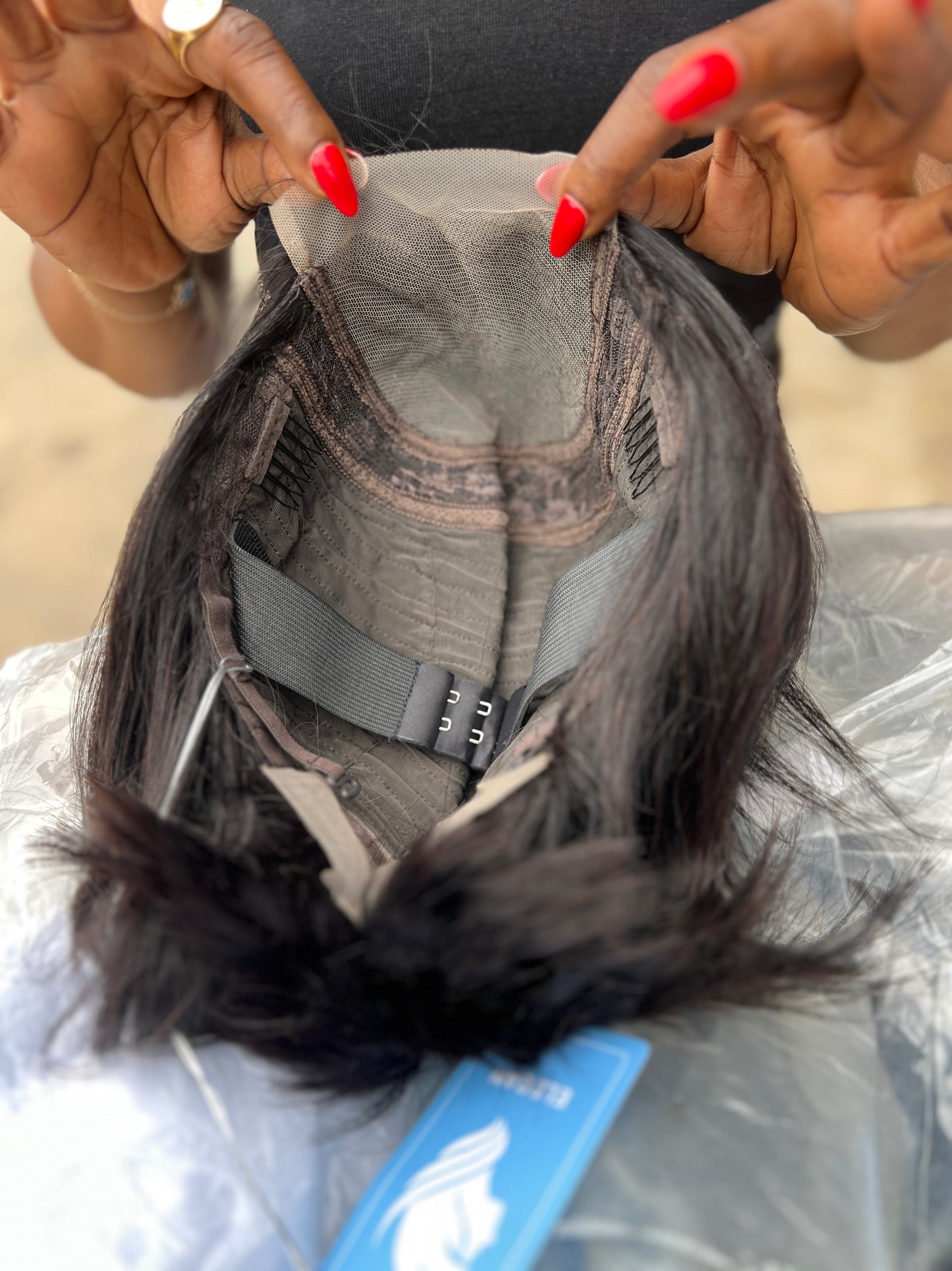 4x4 bobo wig 10”