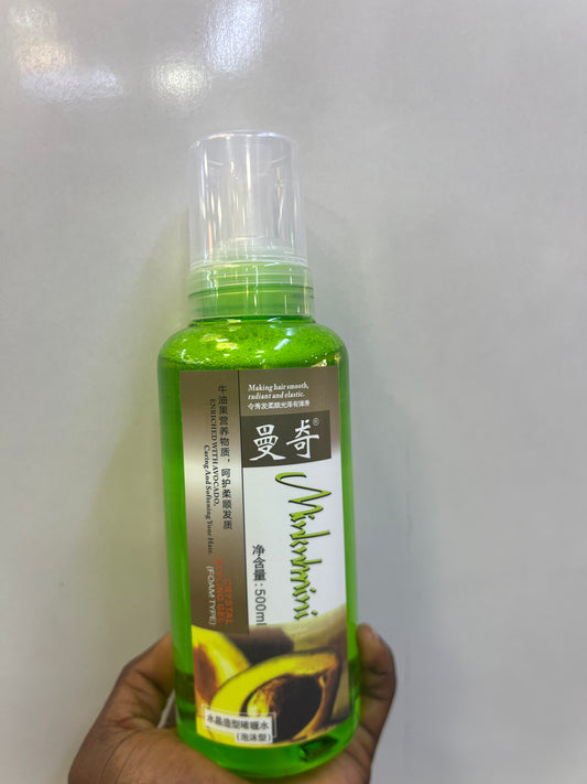 Avocado styling mousse