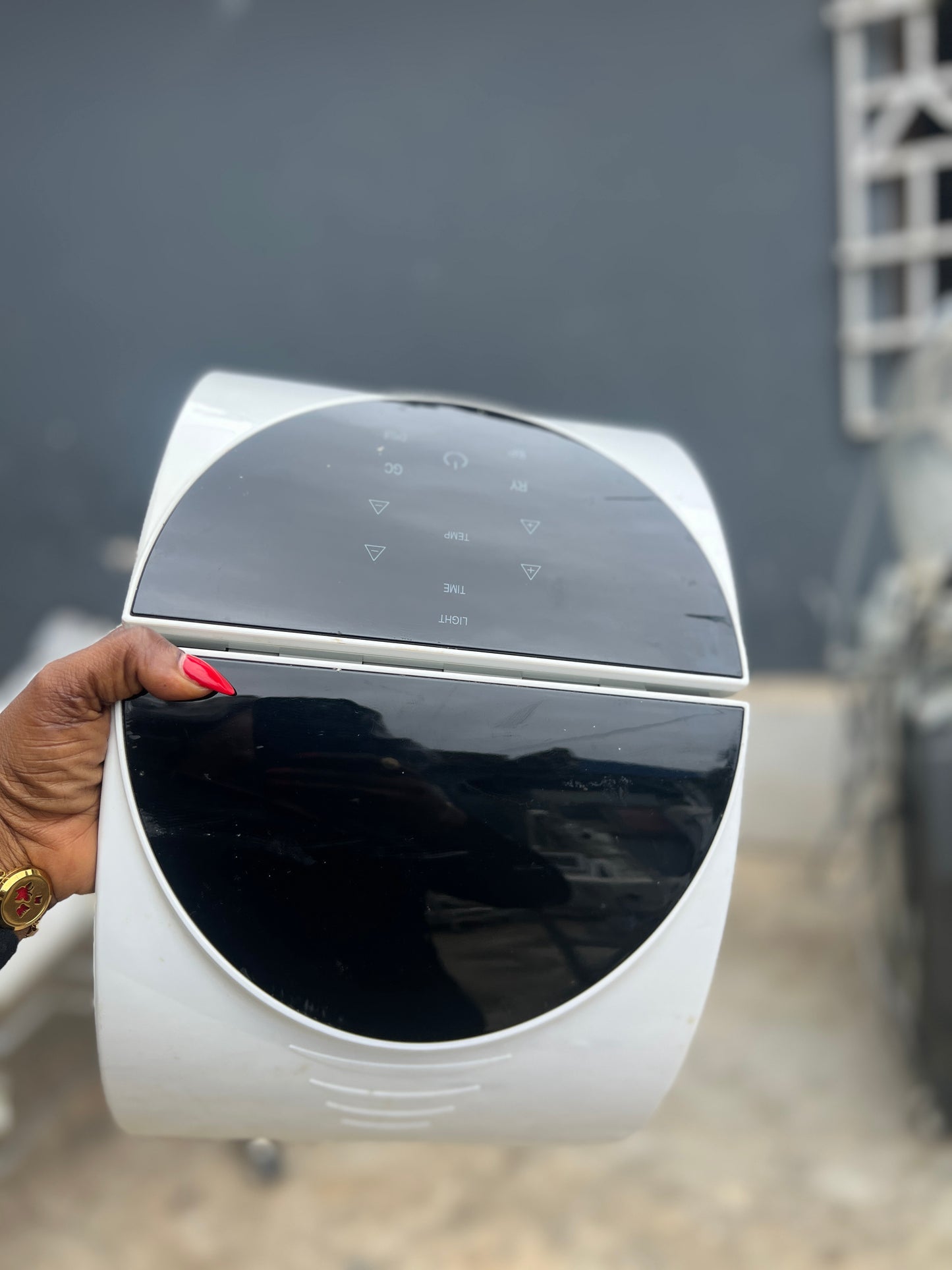 LED Facial Mask Red Light Therapy – 7-in-1 Skin Care Tool for Acne, Wrinkles, Anti-Aging & Rejuvenation ( slightly used , works perfectly)