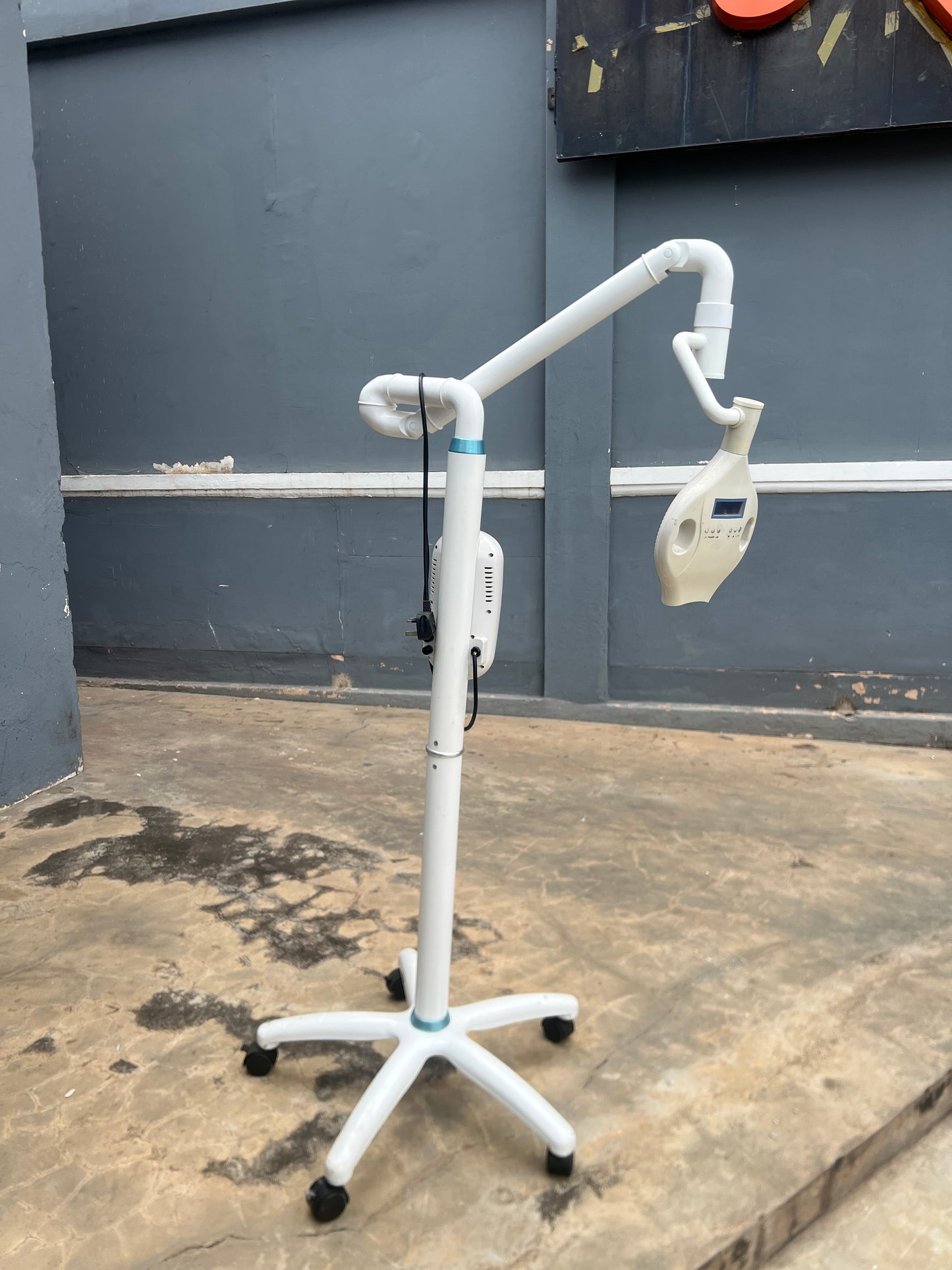 Dental Teeth Whitening Lamp Teeth Whitener Bleaching Machine 8 LED Light Lamp LED Teeth Whitening Machine