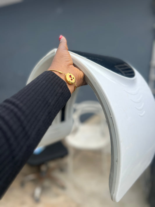 LED Facial Mask Red Light Therapy – 7-in-1 Skin Care Tool for Acne, Wrinkles, Anti-Aging & Rejuvenation ( slightly used , works perfectly)