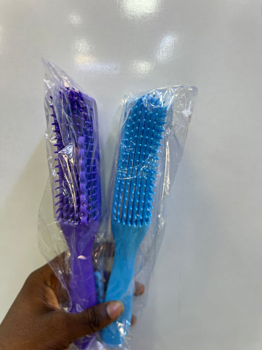 Detangling brush